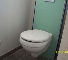 Toilette rez-de-chaussée
