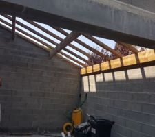 Toit de la chambre parentale et garage