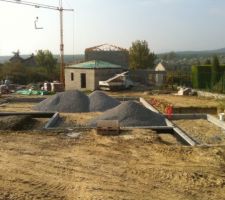 Livraison pour h&eacute;risson, 3 camions quand m&ecirc;me !