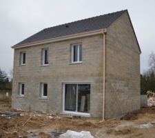 Maison hors d'eau hors d'aire côté jardin.....