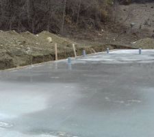 Livraison des briques après la neige