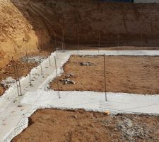 Coulage des fondations...