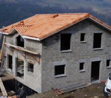 Photo de la maison - charpente / couverture en cous de finition