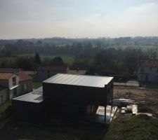 Notre maison face à la vallée