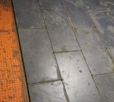 Carrelage en cours de pose