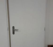 Portes intérieures (modèle Kaori chez Righini)