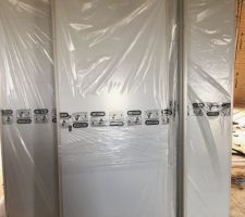 Les portes intérieures sont arrivées aussi.