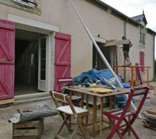 Destruction de la porte d'entrée, création de la baie vitrée