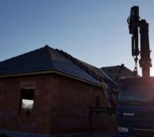 Installation écran sous toiture et démarrage de la couverture