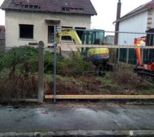 Démolition maison existante en cours