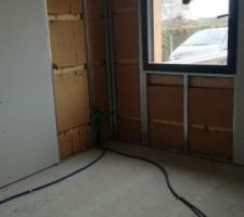 Avancement des poses de plaques Fermacell (1 des 3 chambres)