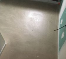 Chape mouillée épongée