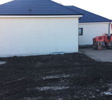 Apport de terre végétale