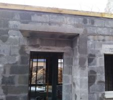 Petit casquette de l'entr&eacute;e.