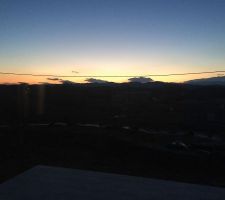 Premier couché de soleil à la maison