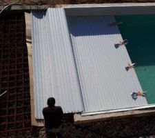 Pose volet piscine