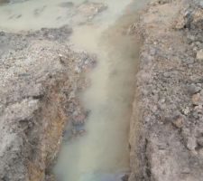 Tuyau de raccordement eau pluviale vers foss&eacute;
