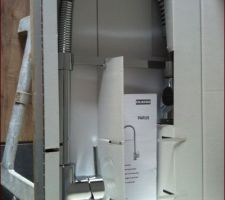 18 octobre : livraison du mitigeur de la cuisine