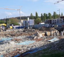 Début de creusement des fondations.