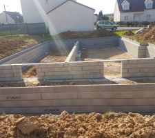 J-35 : Construction du Vide Sanitaire ,vu d'ensemble :-)