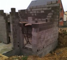Elévation des murs rdc: accès buanderie