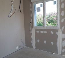 BANDES TERMINEES bureau