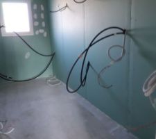 BANDES TERMINEES  salle de bain