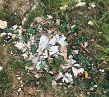 Débrit de verre. Les ouvriers se la coule douce !!