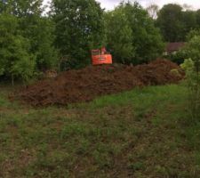 Vu arri&egrave;re du terrain.