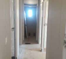 Pose des cloisons - Couloir