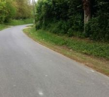 Le fameux virage apr&eacute;s notre terrain.