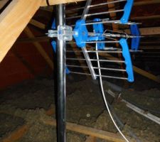 Antenne TV installée et fixée