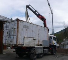 Chargement du container chez mon terrassier