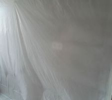 Maintenant on commence le boulot: protection et ponçage avant la peinture !