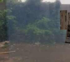 Vu de la porte fenetre donnant sur la terrasse