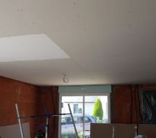 Plafond du Rdc. Ça avance vite !