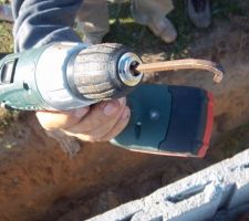Bien pratique pour ligaturer les ferrailles sans effort