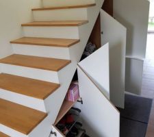 Aménagement sous escalier, tentative réussie !!!