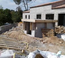 Avancement extérieurs, local technique piscine.