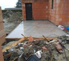 Dalle de l'extension et du carport
