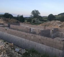 Le vide sanitaire prend forme ?