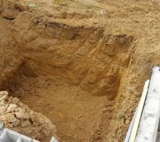 L'emplacement de la cuve d'eau de pluie