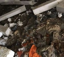 Vide sanitaire souillé par des évacuations oubliées!