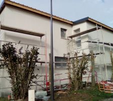 Enduit ton pierre façade est