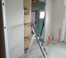 Cloisons en cours : déplacement porte