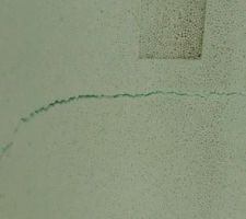 Fissire du coffre de la baie d'angle