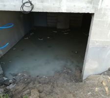 Sous sol inondé en partie ....