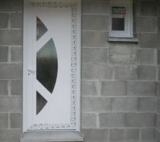 Porte entrée PVC