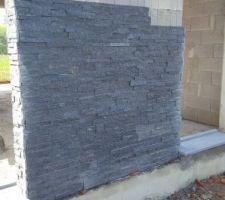 Pose des briquettes de parement stoneskin black quartz