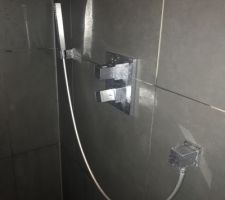 Ensemble mitigeur de douche grohe cube
